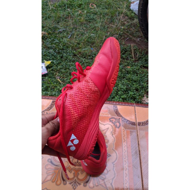 sepatu yonex aerus 3 merah original