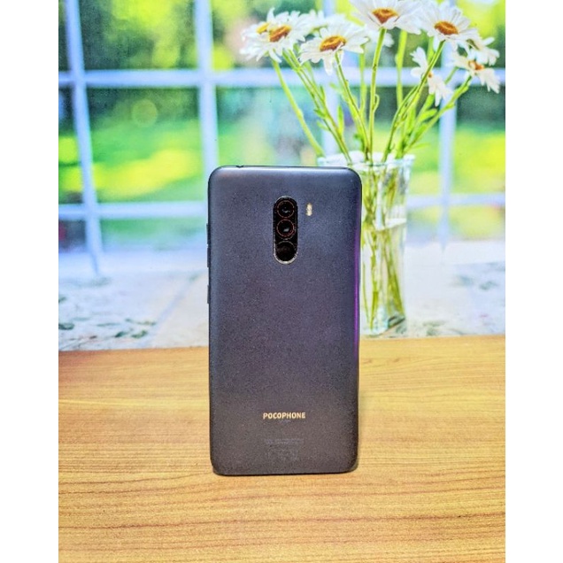 Xiaomi Poco Pocophone F1 Ram 6gb Ex Resmi Indonesia