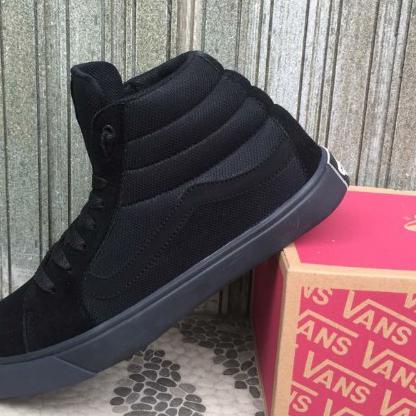 SEPATU VANS PRIA WANITA MOTIF VANS TINGGI OLD SKOOL FULL BLACK SNEAKERS CASUAL SEPATU SEKOLAH,KERJA.