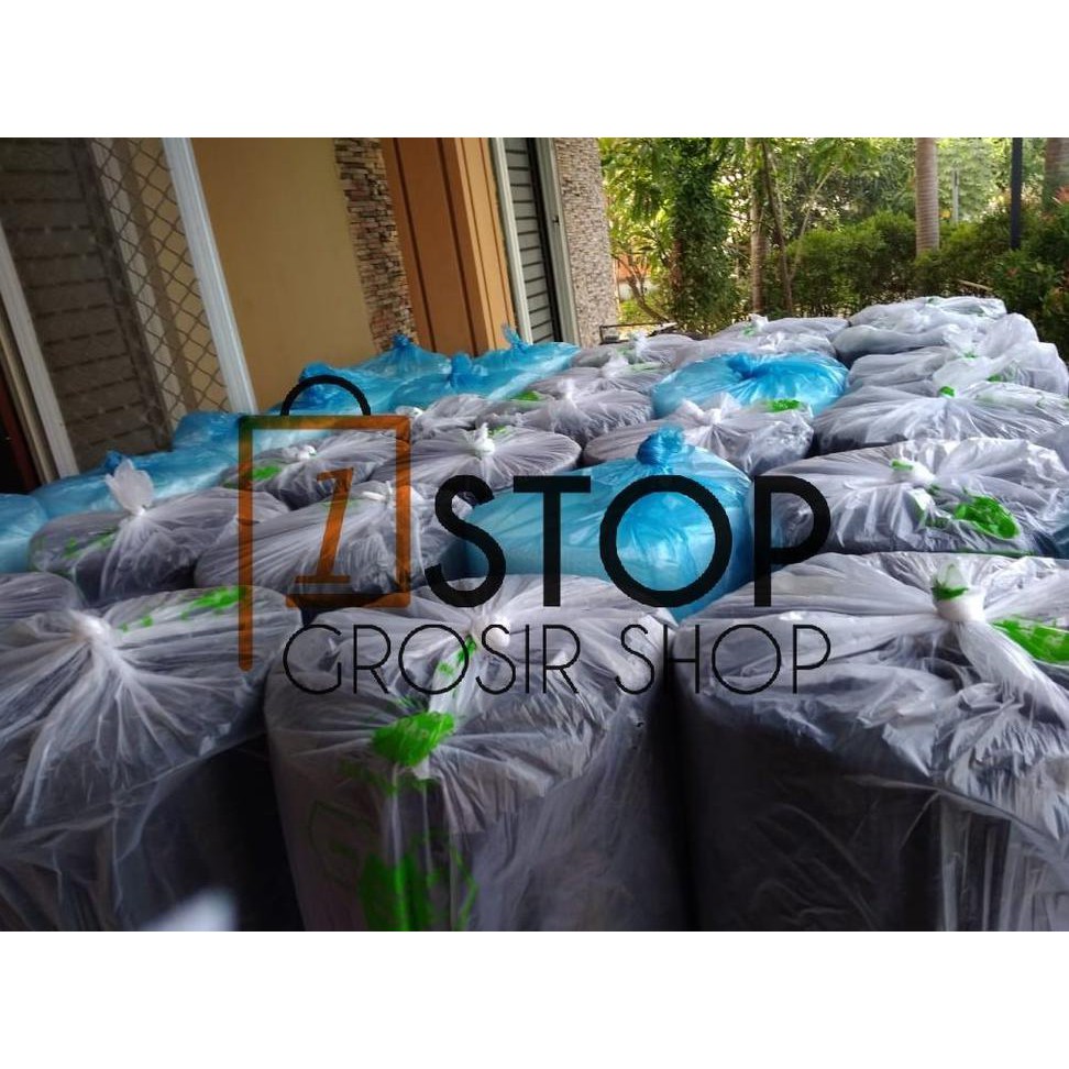 

Bubble Wrap Hitam Ukuran 50m x 125cm Tebal