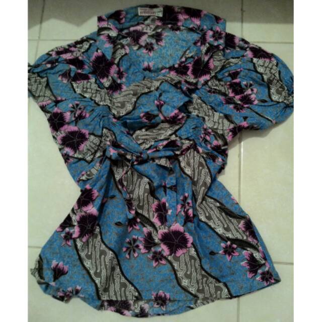 PRELOVED - Batik top