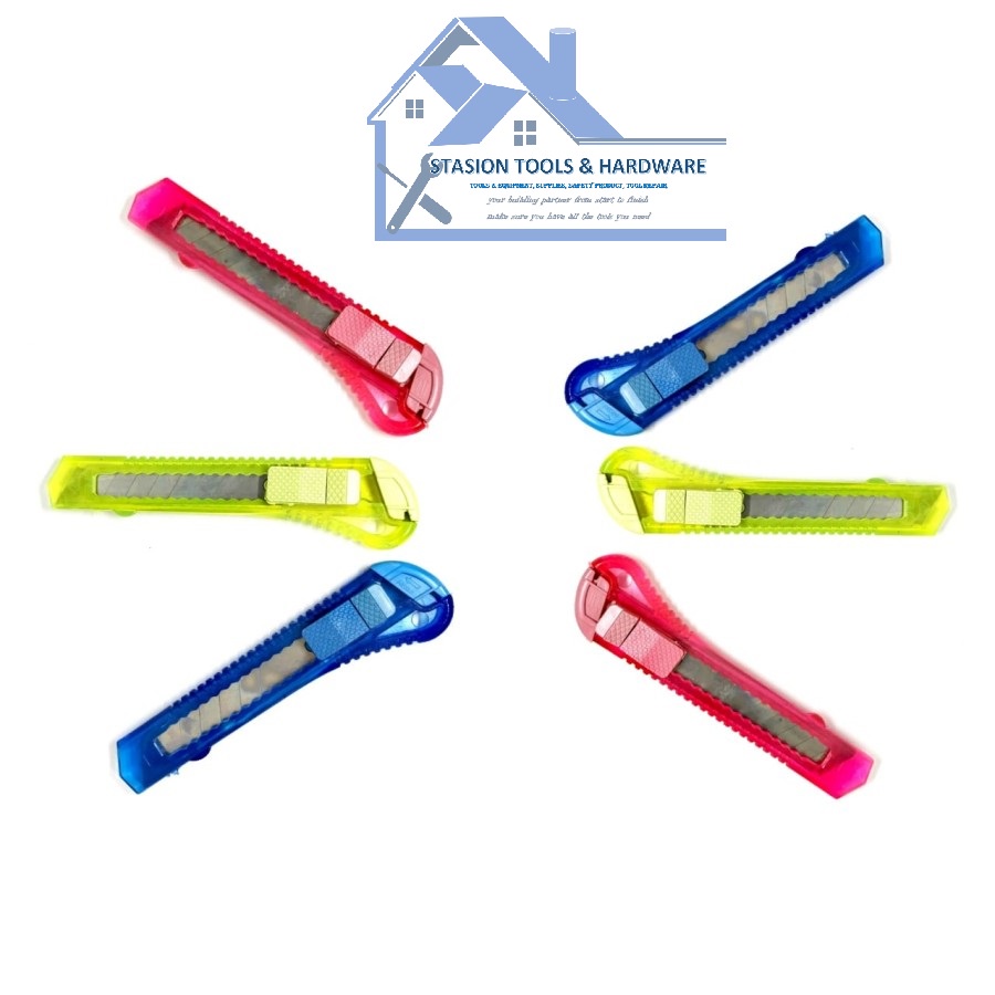 Pisau cutter potong kertas