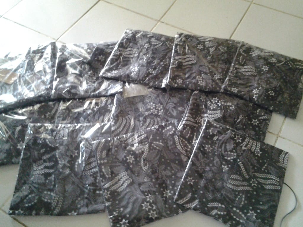 Couple Batik Ayah Anak Motif Manggar Abu Abu Size Anak Terlengkap