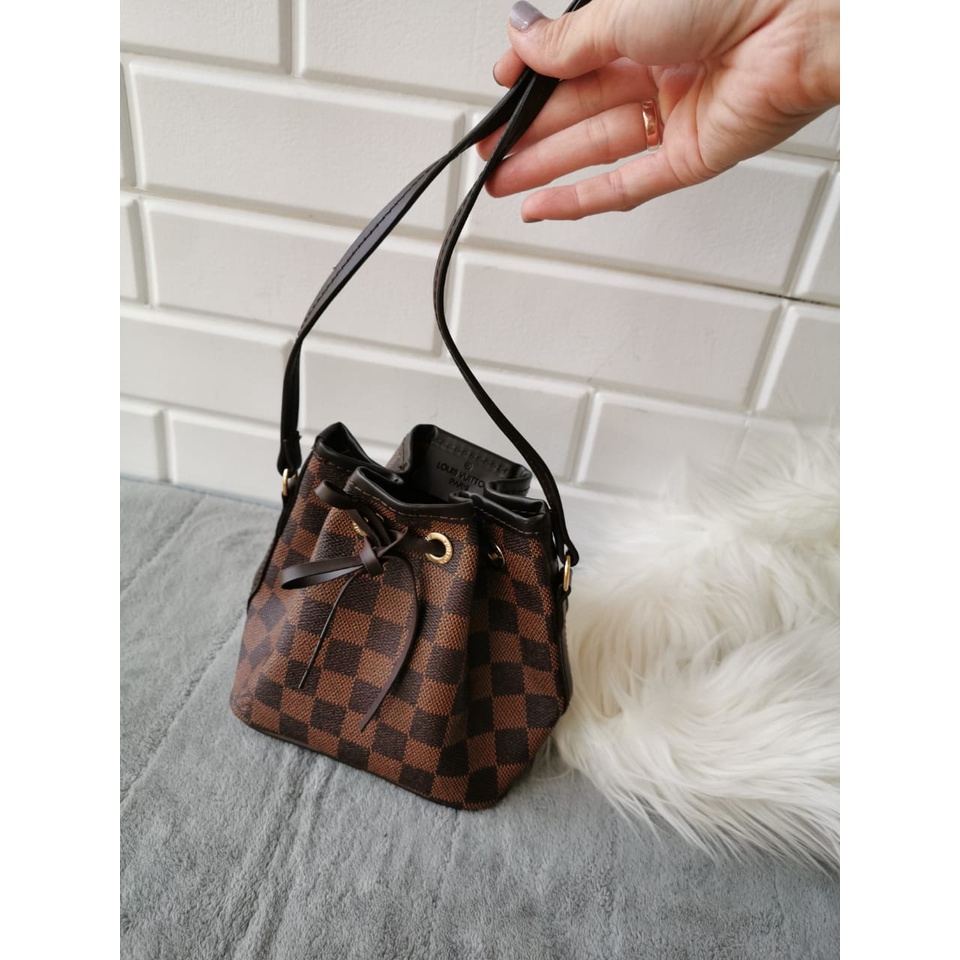 neo nano bucket bag / tas selempang monogram serut