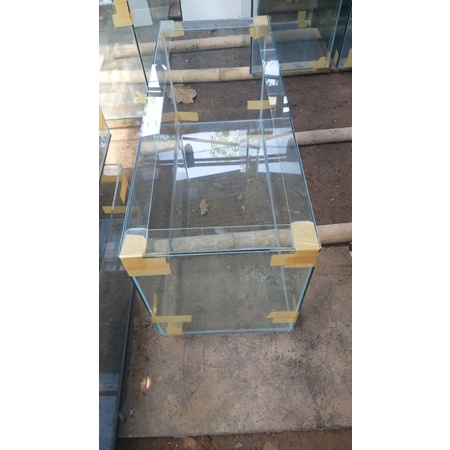 aquarium 70x40x40 kaca 5mili dasaran 8mili