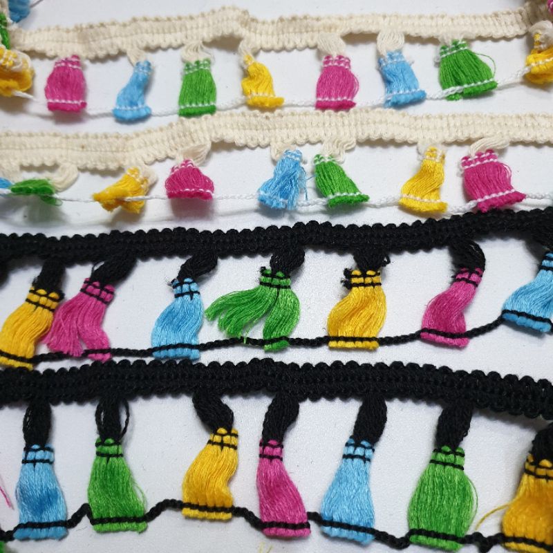Renda Rumbai / Tassel Per 100 cm