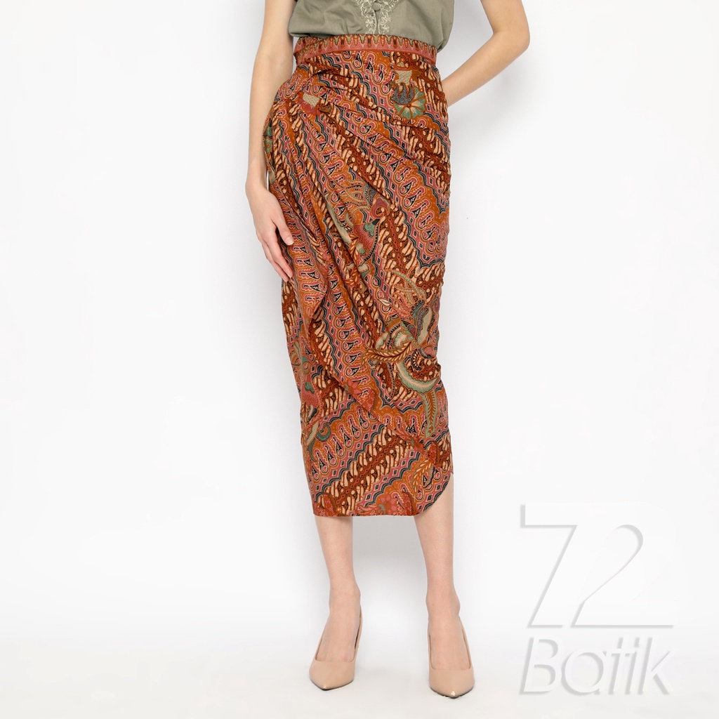 ROK LILIT BATIK Skirt Kebaya Instan Modern Wanita Motif Parang Seling Kusumo Oranye Coklat 727597 Cap 72 - Rok Batik Lilit Bawahan Skirt Kamen Kebaya Songket Batik Panjang Plisket Span Instan Jadi Bali Lembaran Premium Modern Untuk Wanita Kondangan