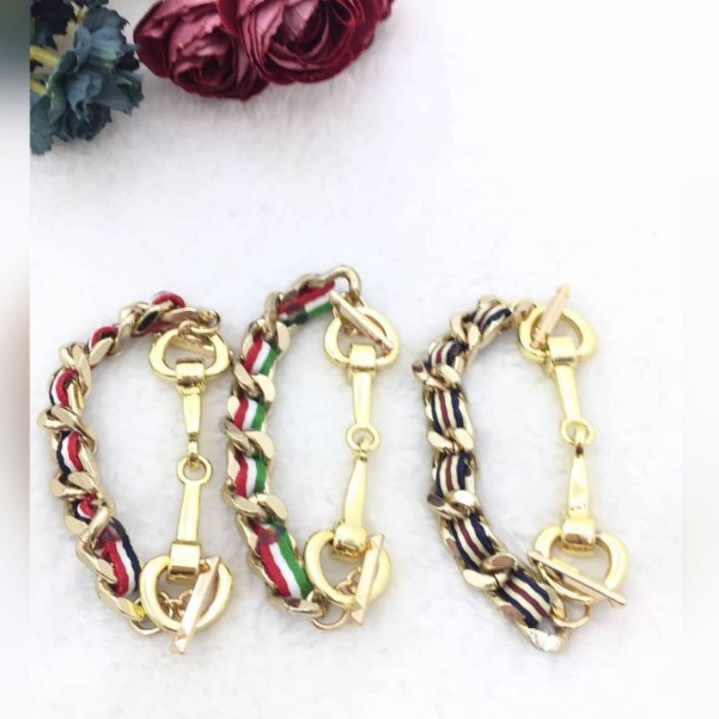 PROMO Gelang tangan kulit import /gelang Tangan Wanita branded Band Gt992