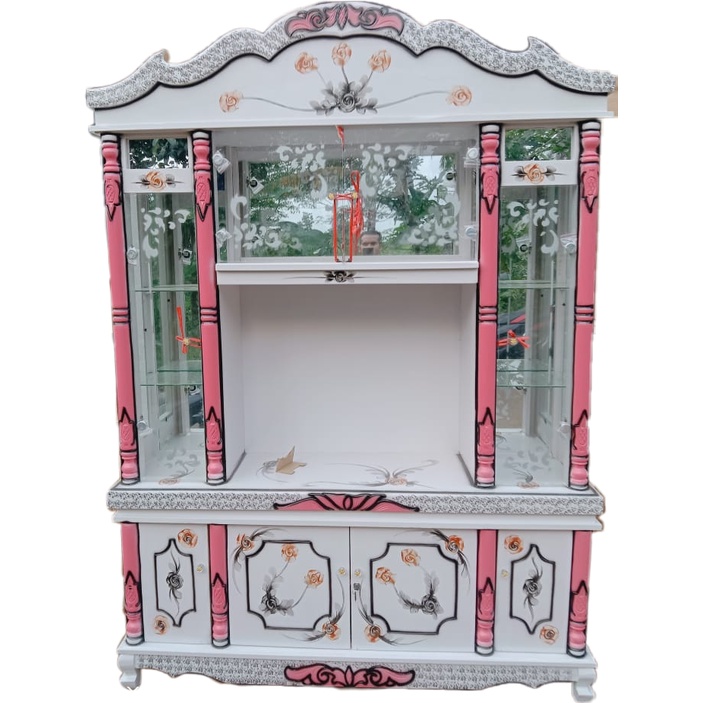 Lemari kristal TV 4 Pintu.