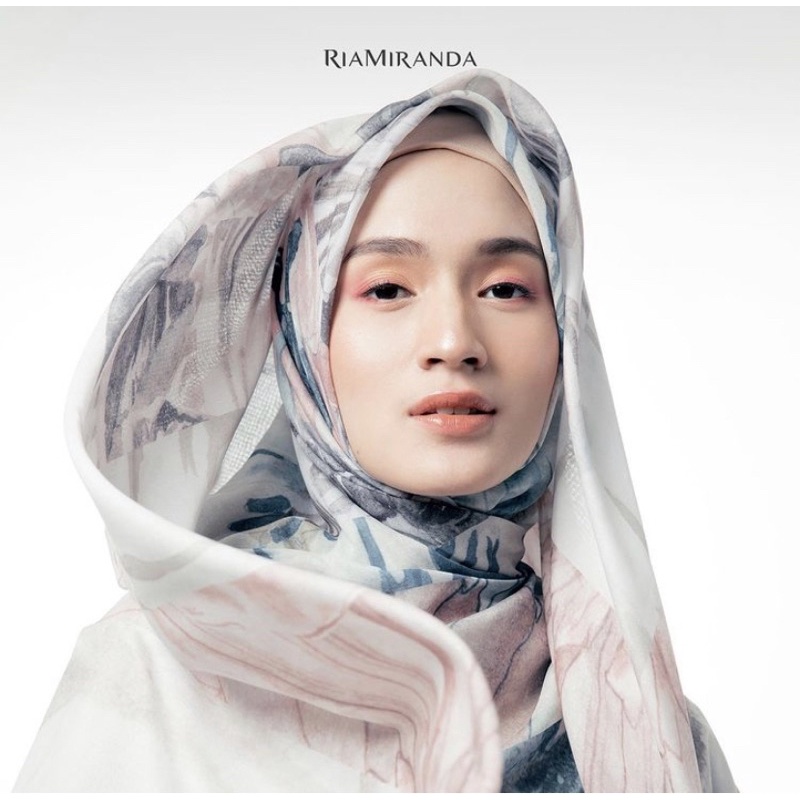 NEW SALE❣️Blossom Scarf Ria Miranda Lawas Sesion