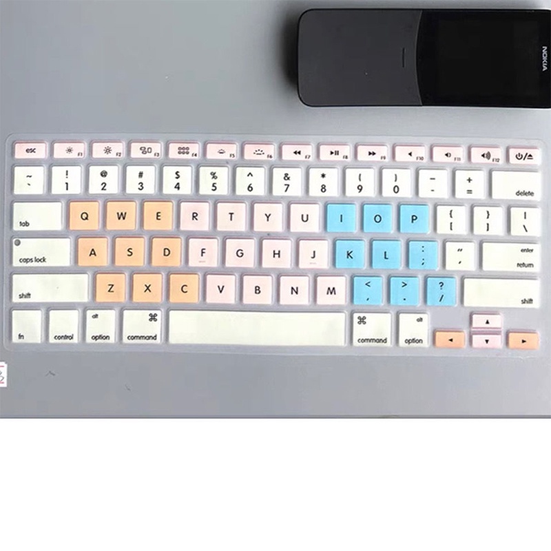 Pelindung Keyboard Macbook Pro Air Bahan Silikon Lembut Ultra Tipis Untuk 13 / 15 / 17 / A1