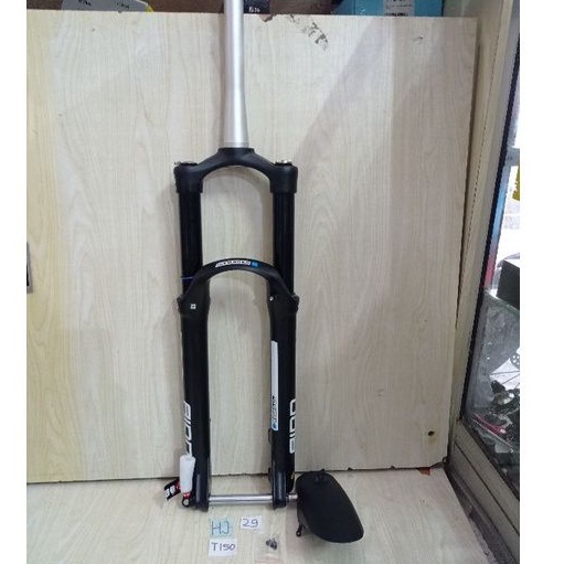 Fork 29 SR Suntour Aion Evo Boost Pcs Air Travel 150 TAPER TA15X110 Hitam Doff