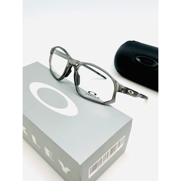 KACAMATA BACA SPORTY TRANJECTORY/ACTIVATE PAKE LENSA ANTI RADIASI BLUERAY KOTAK PRIA 8171-8023