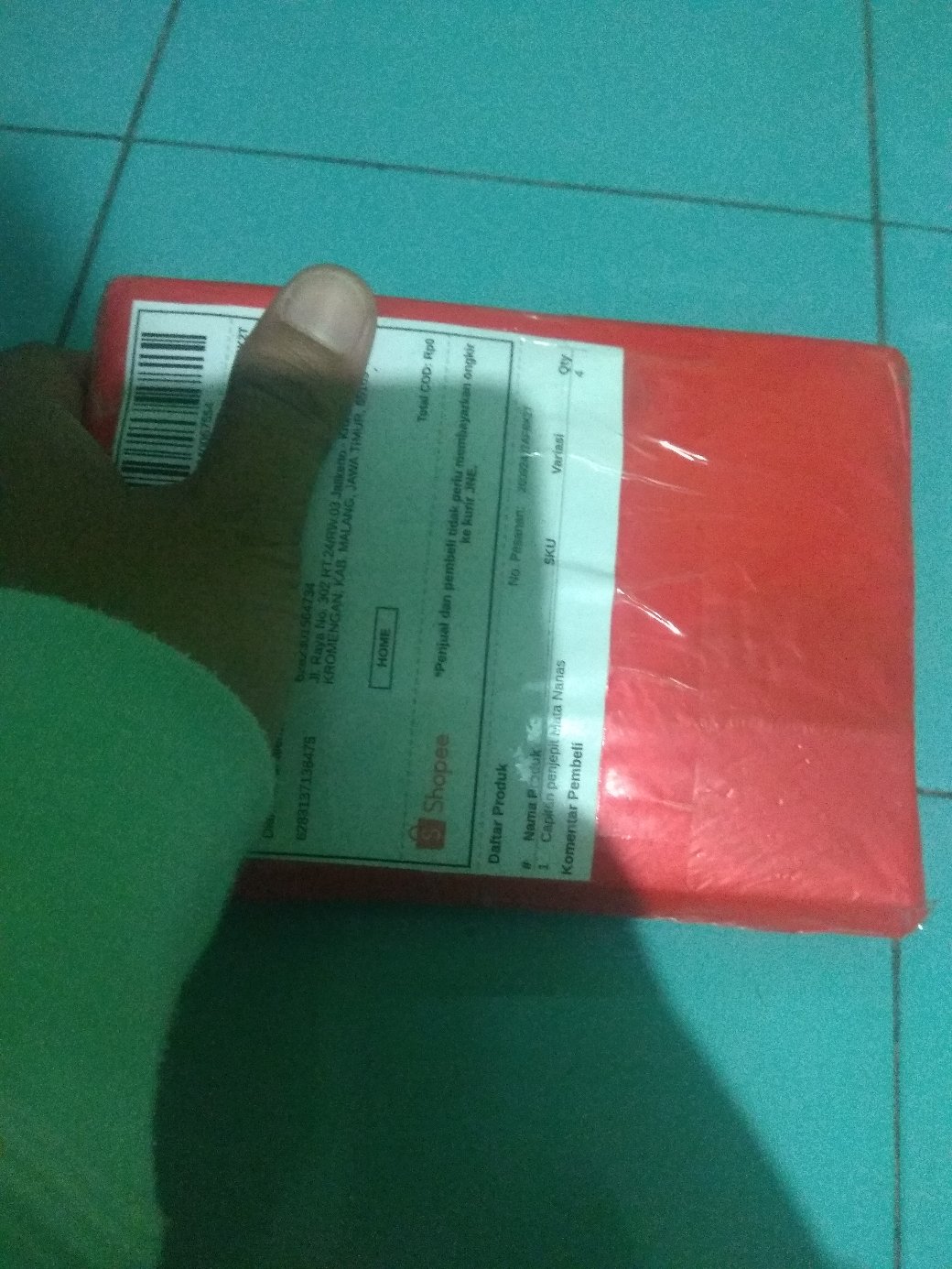 Capitan Penjepit Mata Nanas