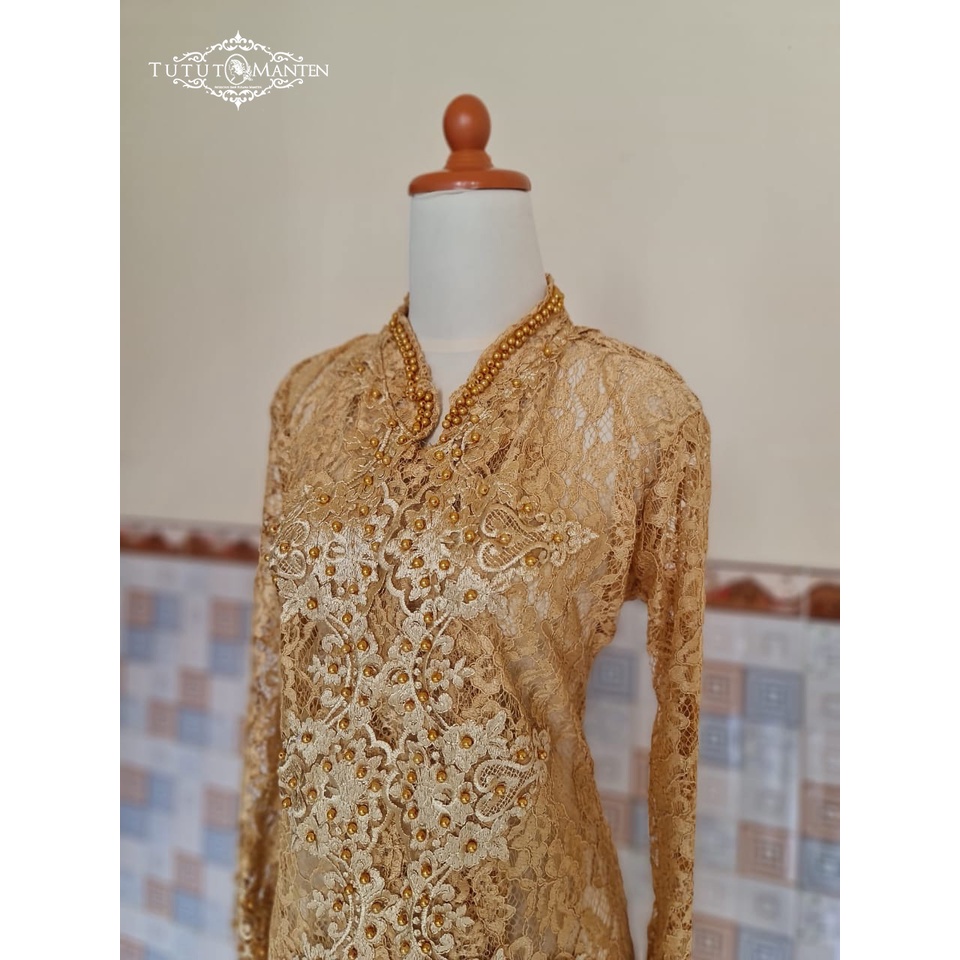 KEBAYA EKOR SHANGHAI WARNA