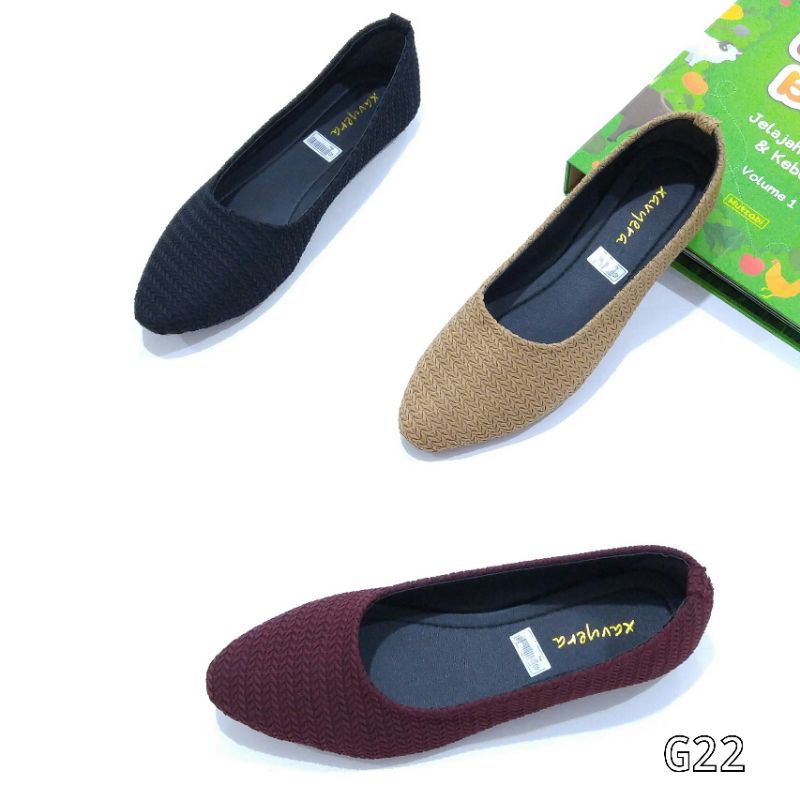 Borneo Sepatu Flat Flatshoes Sepatu Wanita Bahan Kanvas Tebal by Xavyera kode g22