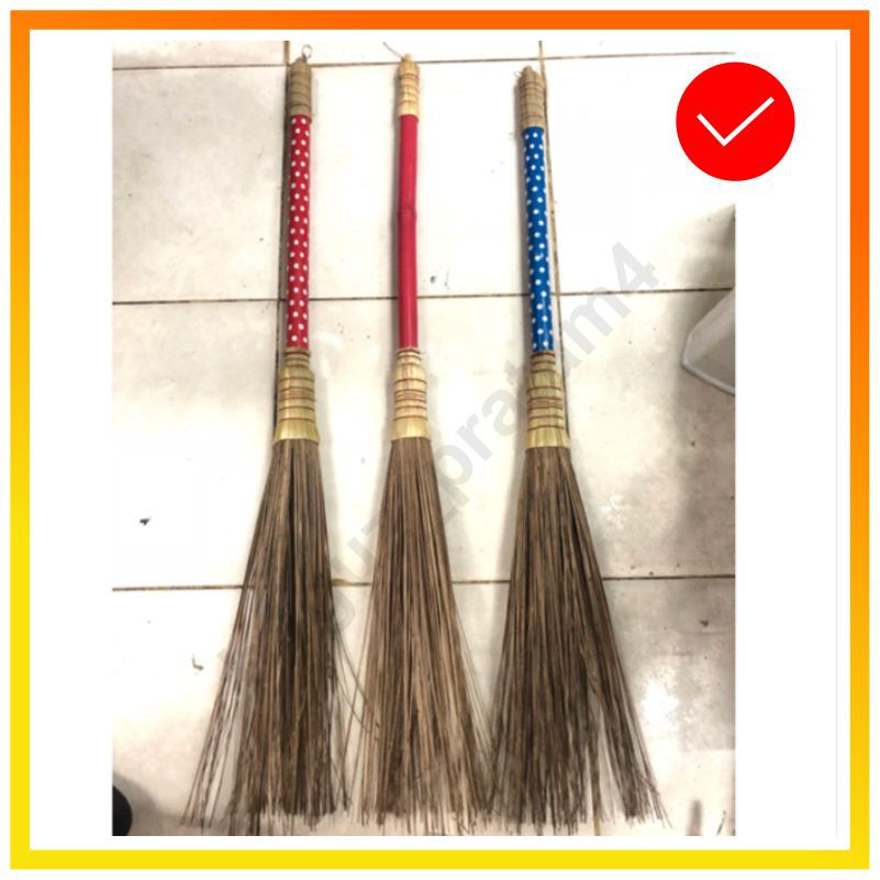 Sapu lidi gagang panjang / sapu lidi taman /sapu lidi halaman