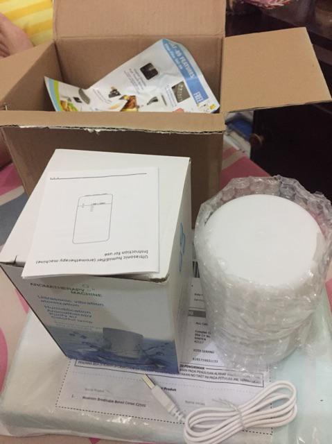 Pelembab Udara Humidifier Ultrasonic Essential Oil Diffusers