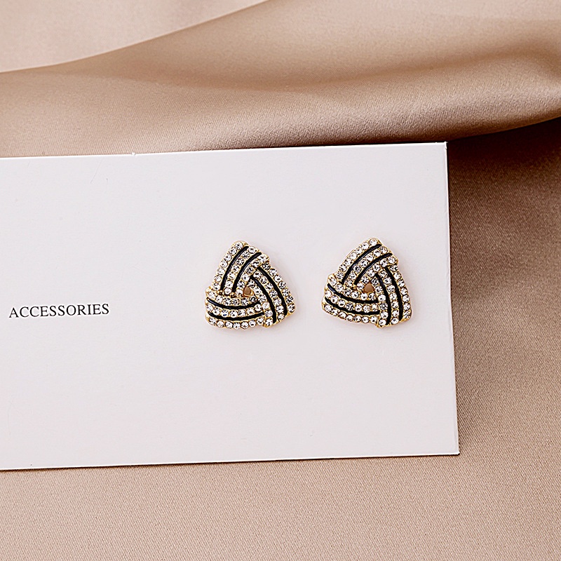 Anting stud 925 silver needle Bentuk Segitiga Geometris Aksen Berlian