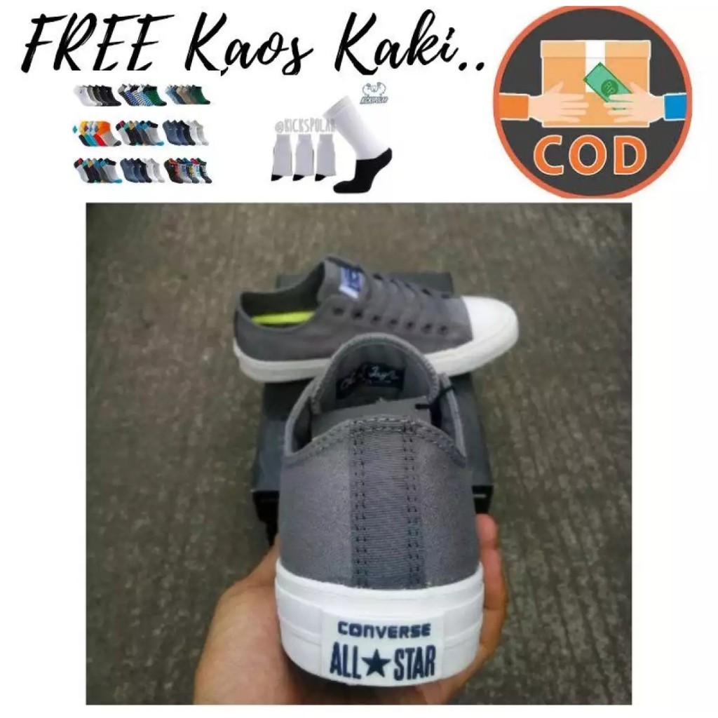 Sepatu converse kaws hitam putih 70s tinggi original 37-43