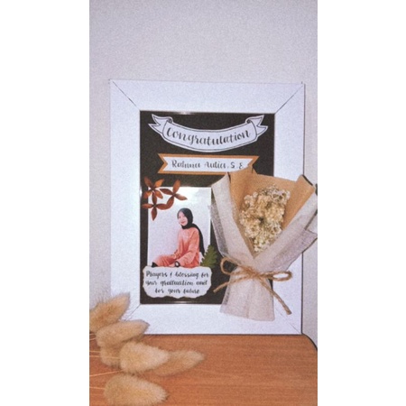 lettering on frame / flower frame / scrap frame / mini bouquet