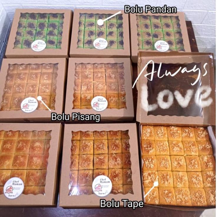 

Miliki Sekarang.. Bolu Tape / Bolu Pisang / Bolu Pandan uk. 20x20cm 09E