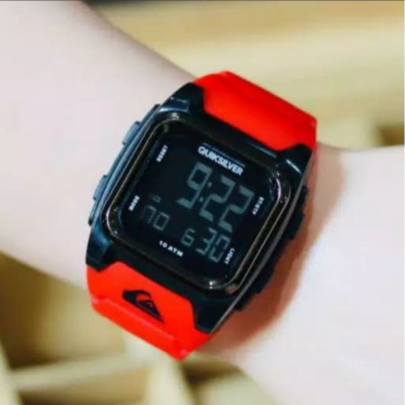 Jam Tangan Pria Quiksilver 2311 Digital Tanggal Stop Wath Aktif - Free Box Batre Cadangan Original