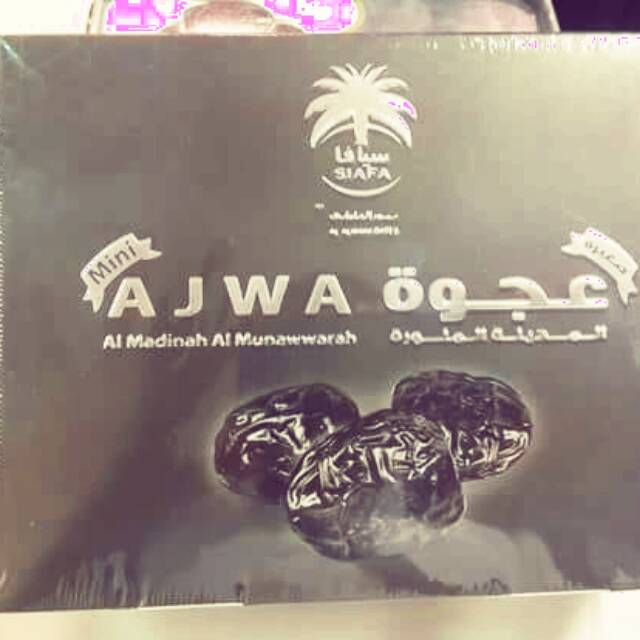 

Kurma Ajwa