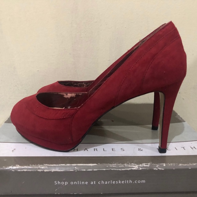 Preloved Charles N Keith Red Peep Toe Pump Heels