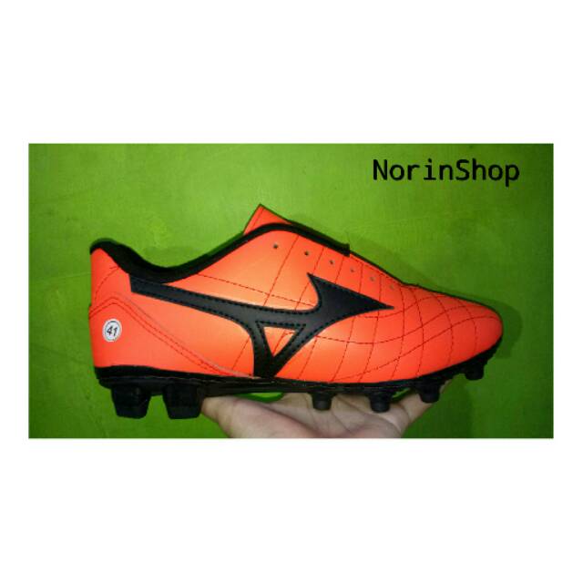 Sepatu Bola Mizuno 100% Kulit Asli