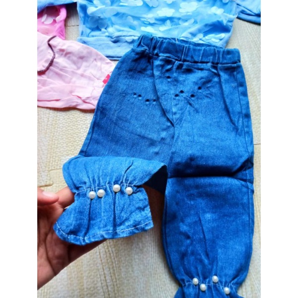 SETELAN CELANA JEANS MUTIARA ANAK PEREMPUAN IMPORT 1-5 TAHUN LENGAN PANJANG / SETELAN ANAK CEWEK IMPORT CELANA JEANS CUTBRAY MUTIARA + SWEATER BUNGA FLOWER LOVE