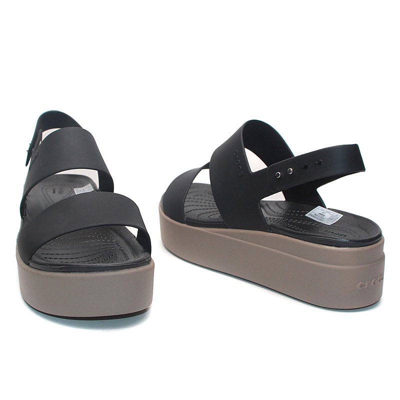 Sandal Wanita / Crocs Brooklyn Low Wedges Tali / Fashion Wanita / Sandal wedges 206453