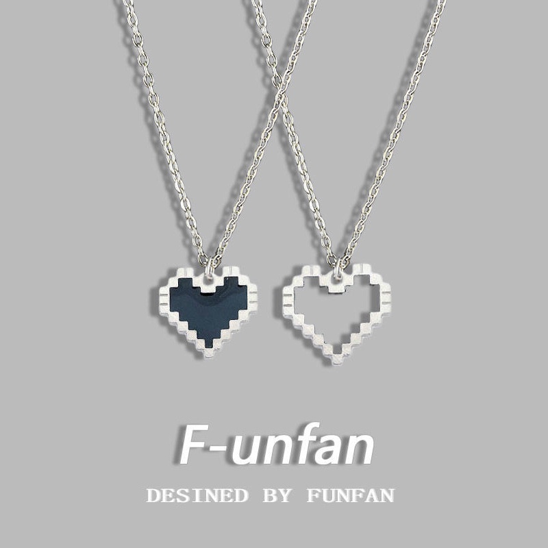 2pcs / set Kalung Rantai Choker Hias Liontin Kupu-Kupu Spaceman Ghost Heart Warna Silver Untuk Wanita