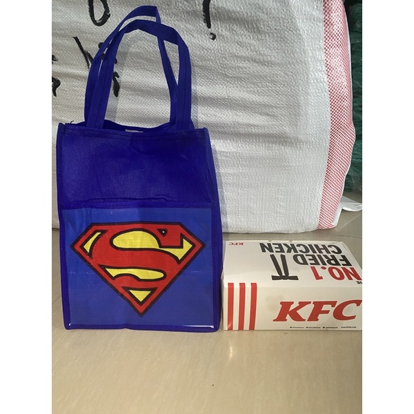 TAS KARAKTER ULTAH-20x14x26-GAMBAR IKUT STOK