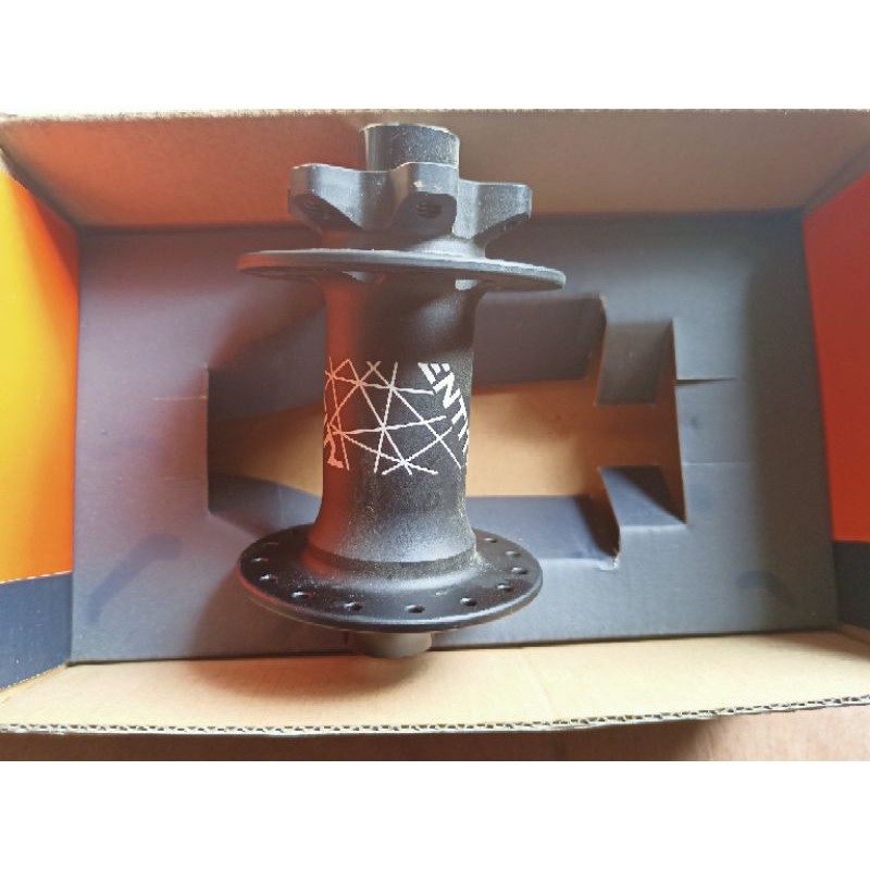 hub  entity sixbolt Dpn saj ta15x110