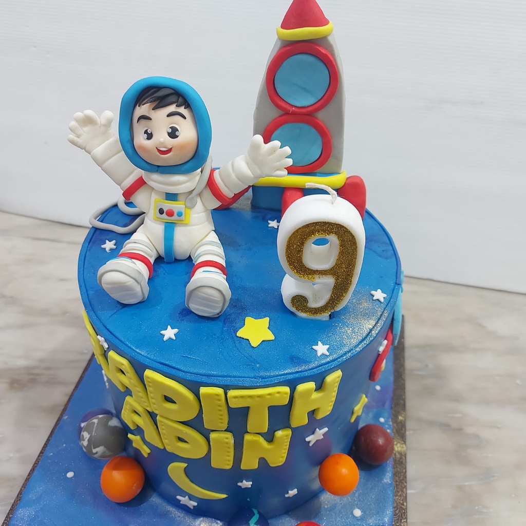 

Kue Ulang Tahun Custom Fondant Cake Ultah Bisa Custom