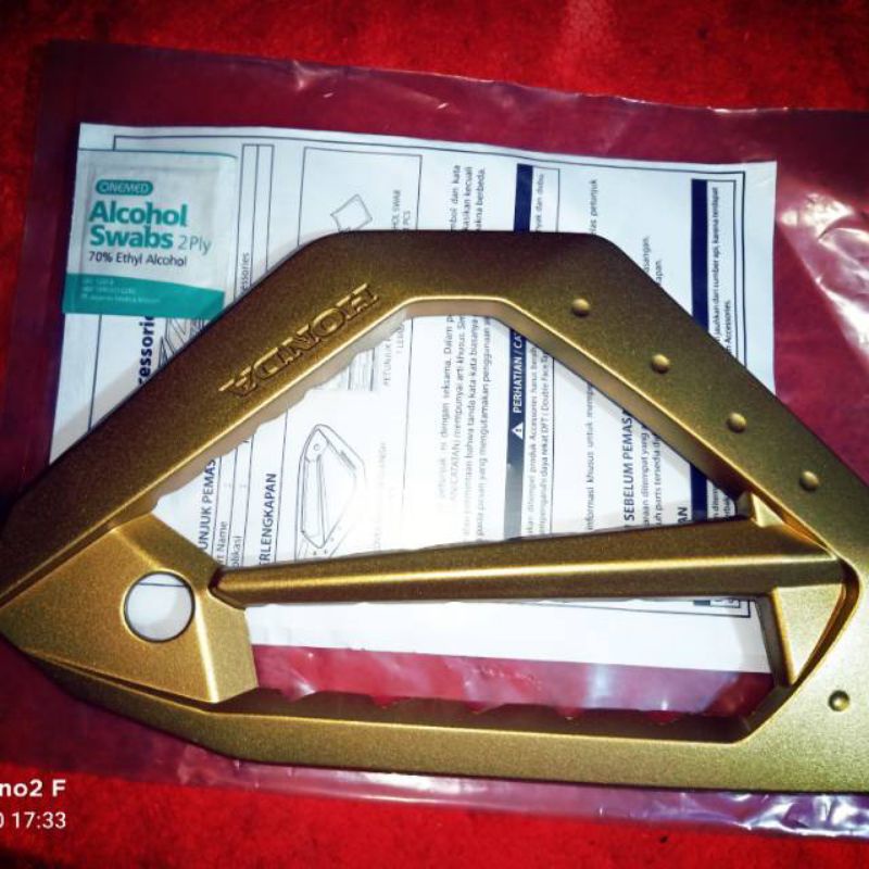 garnish radiator vario 125/150 gold