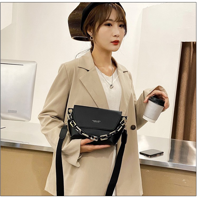 AND COD T210 Tas Slempang Fashion Wanita Style Korea Bahan Kulit PU Dengan Tali Rantai Multifungsi