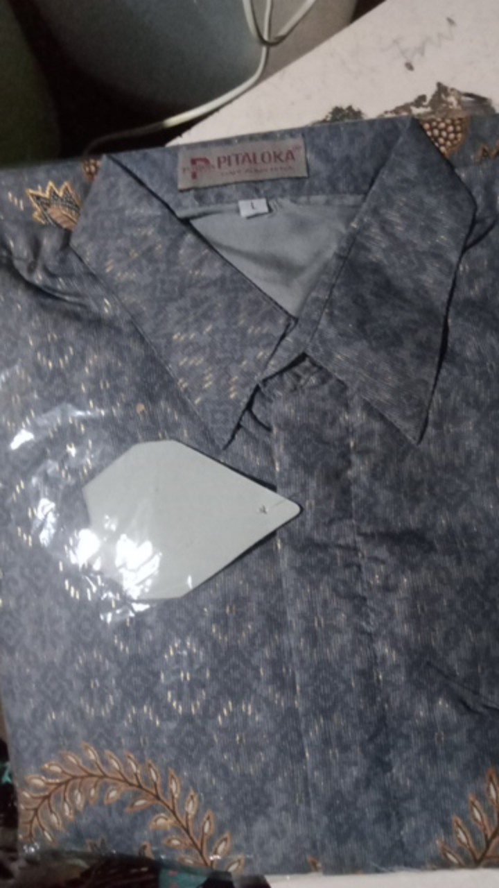 Kemeja Batik Semi Sutra