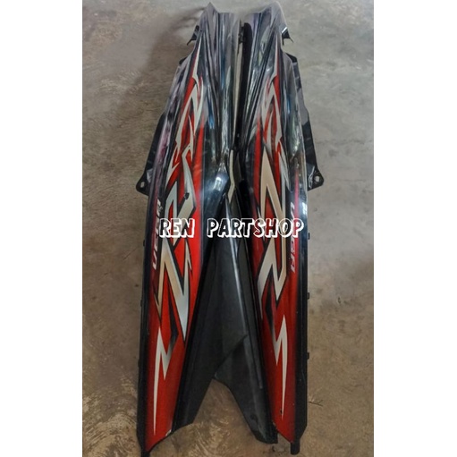 Cover Body Belakang Yamaha Vega ZR ORIGINAL Bekas Copotan Motor