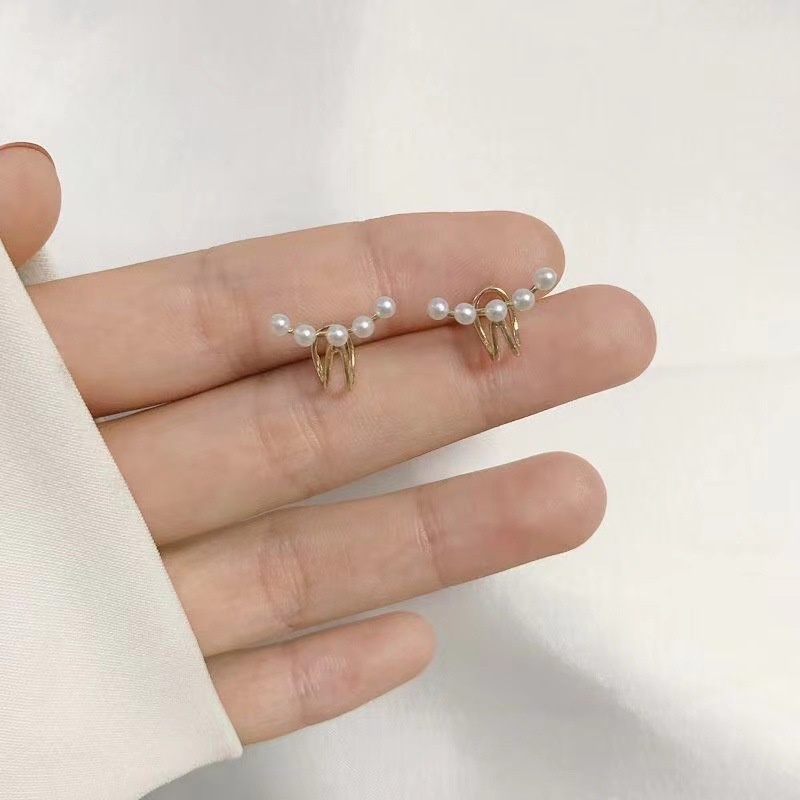 1 Pc Anting Klip Tanpa Tindik Warna Emas Aksen Mutiara Untuk Wanita