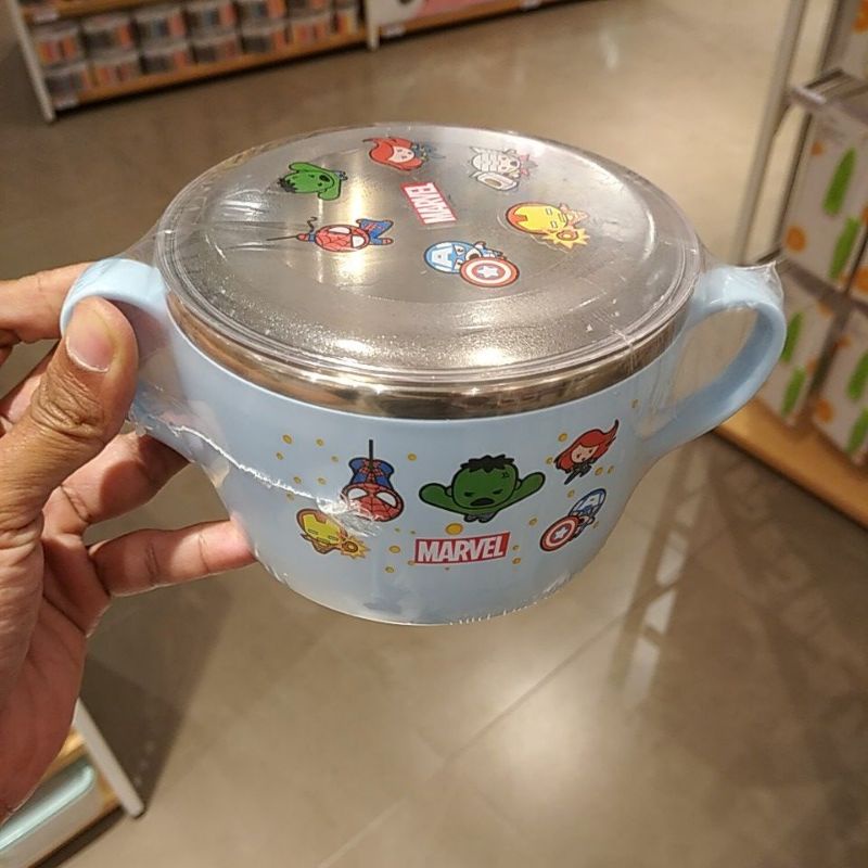 tempat makan anak marvel miniso