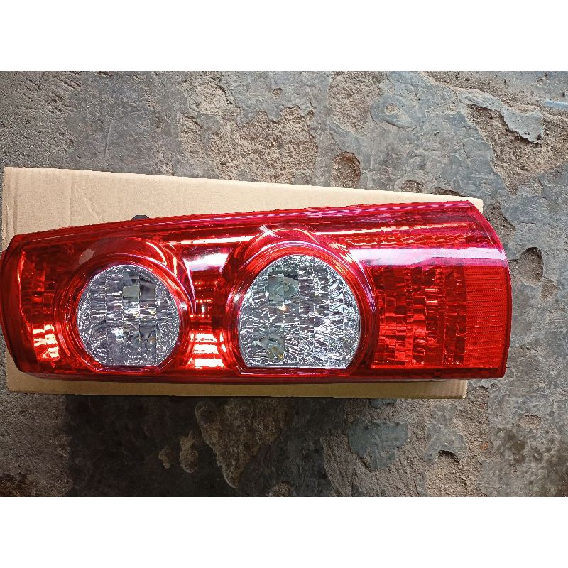 lampu stop lampu belakang Avanza Xenia vvti