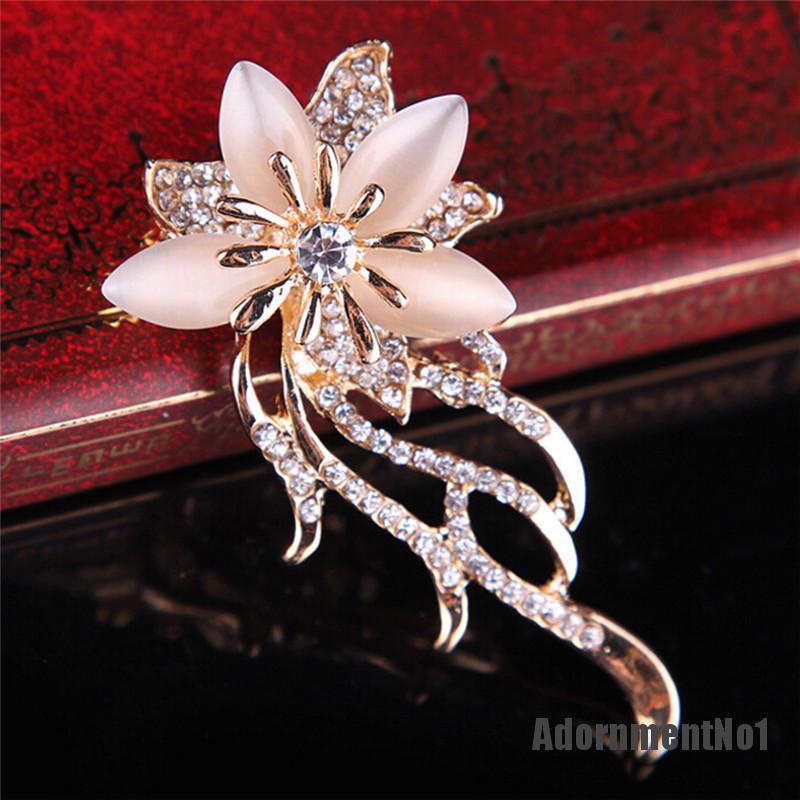 (Adornmentno1) Pin Bros Bunga Opal Hiasan Kristal + Berlian Imitasi