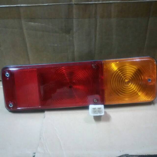 Lampu Stop/ Rem/ Belakang. Stop lamp Daihatsu F50 / F-50. Harga per set