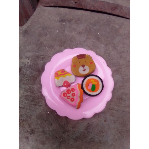 

penghapus bentuk makanan bonus piring
