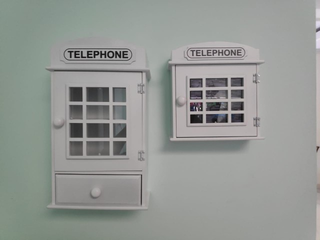 Kotak Obat + Keybox Ala Telephone London