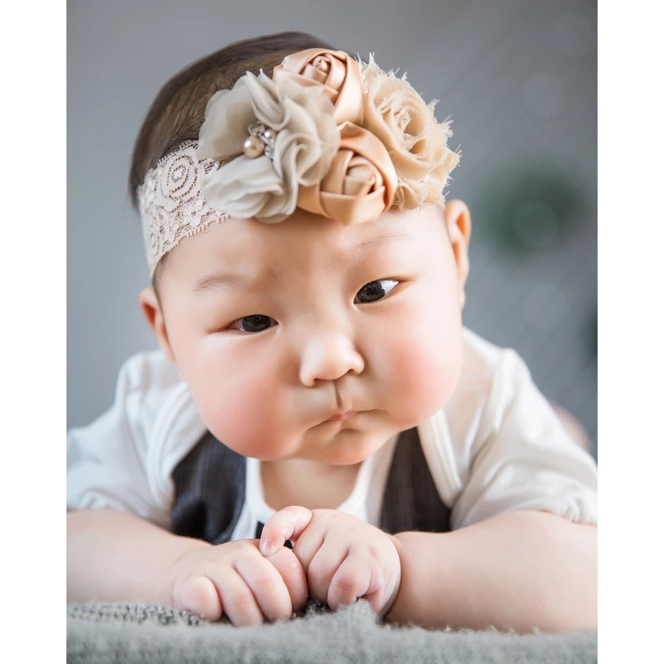 (Pimenova) Bandana Bayi Bandana Anak dengan Bahan Renda Elastis dan Hiasan Bunga Baby headband Baby