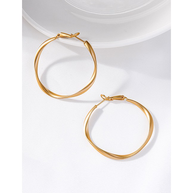 LRC Anting Tusuk Fashion Needle Golden Alloy Geometric Hoop Earrings D59103