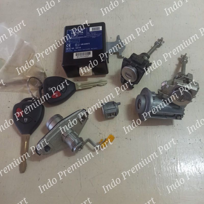 Kunci Kontak Set Kunci Set Toyota Innova Fortuner Old Original